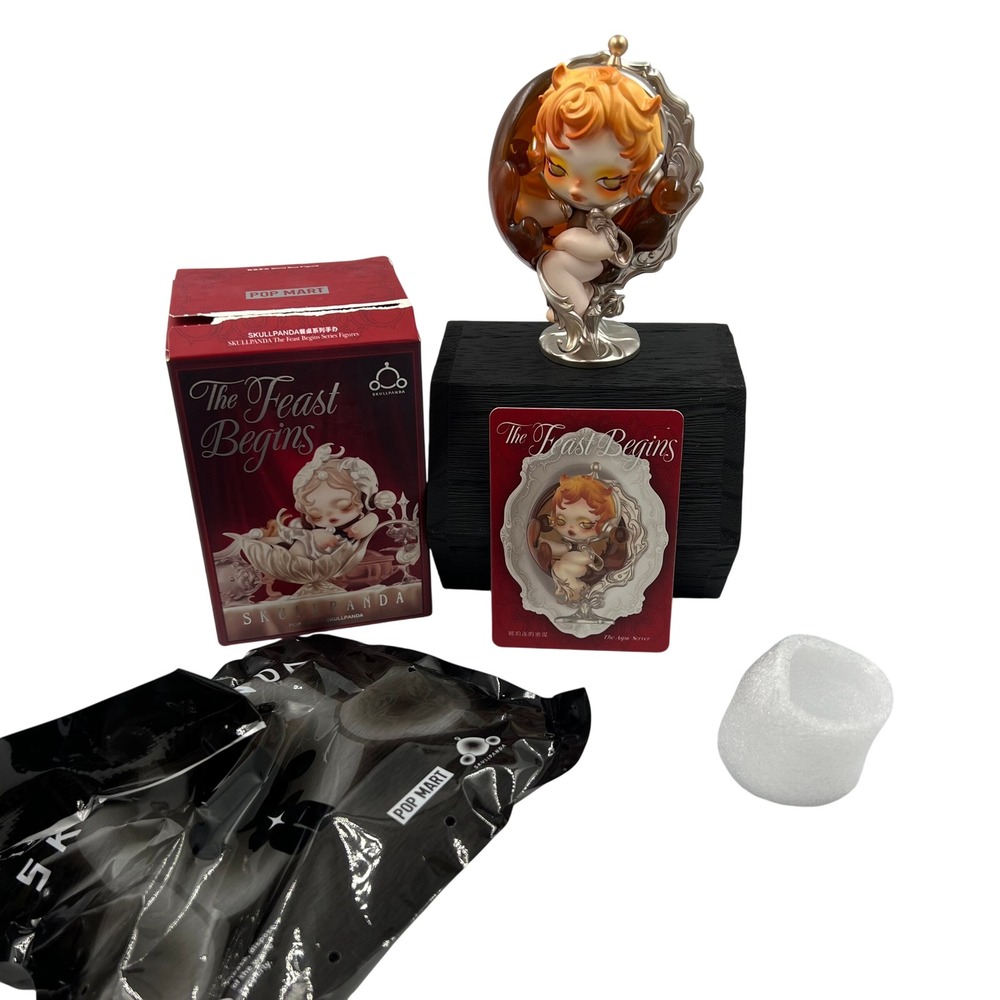 POP MART SKULLPANDA The Feast Begins The Aspic Server Figure Blind Box Toy